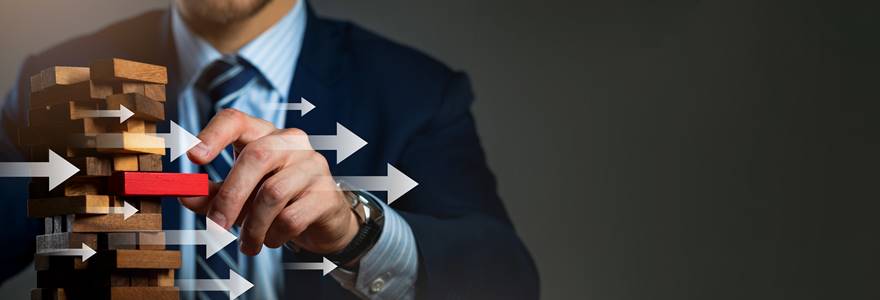 Empresário gerenciando novas ideias