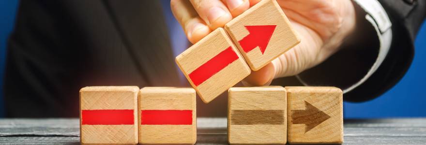 Businessman,Is,Building,An,Alternative,Path.,Revision,Of,The,Strategy
